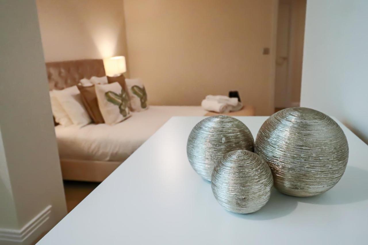 Portfolio Apartments - Welwyn Business Park ウェリン・ガーデン・シティ エクステリア 写真