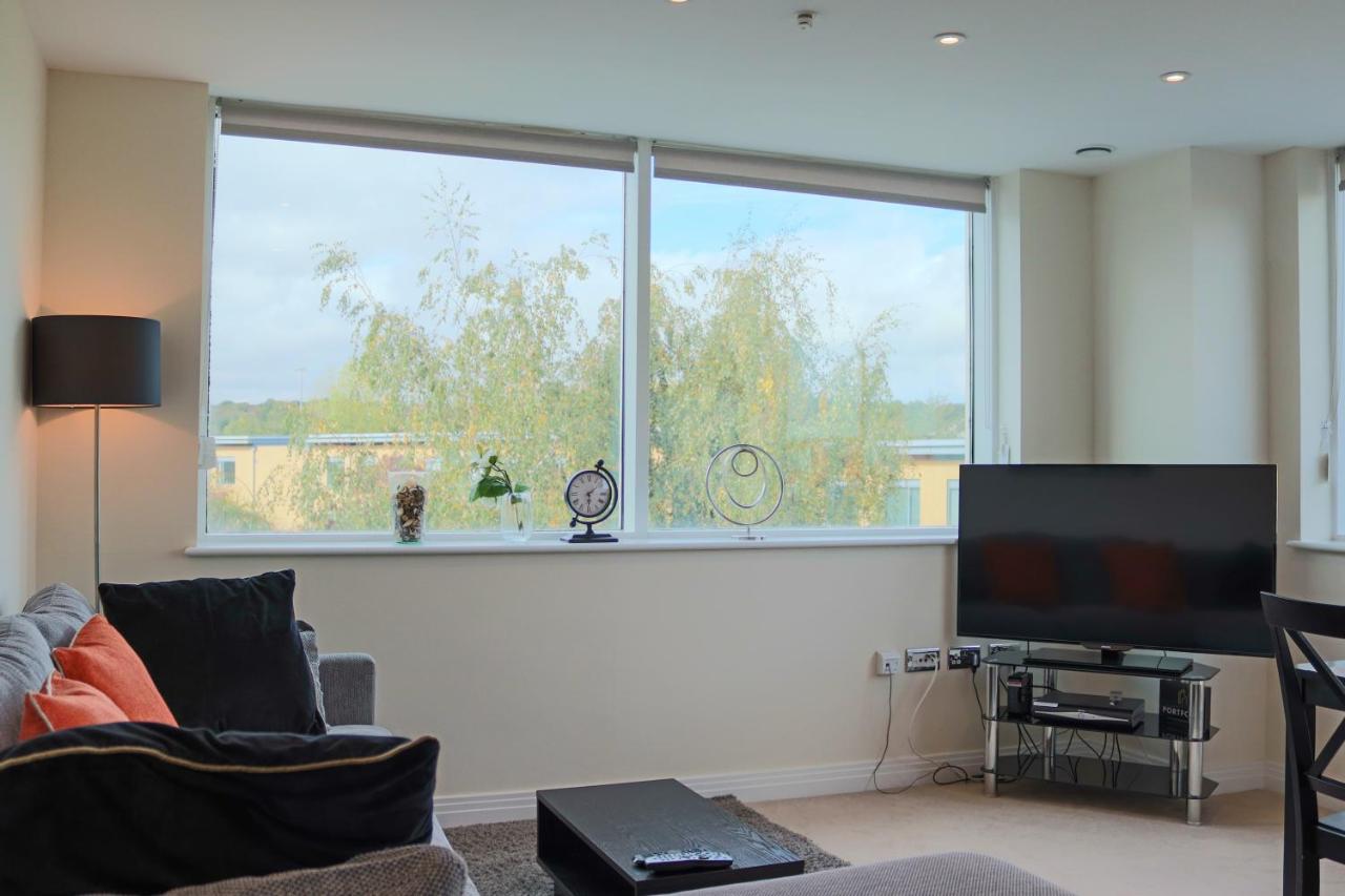 Portfolio Apartments - Welwyn Business Park ウェリン・ガーデン・シティ エクステリア 写真