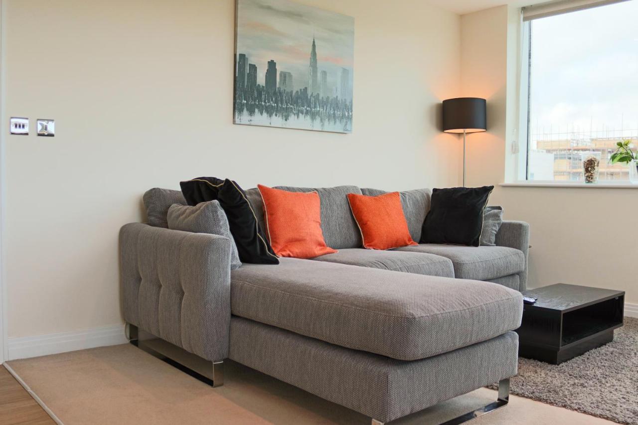Portfolio Apartments - Welwyn Business Park ウェリン・ガーデン・シティ エクステリア 写真